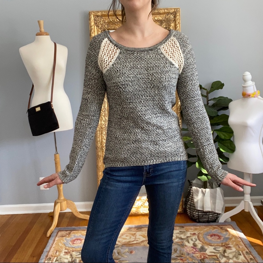 Pink Rose Fall Winter‎ Casual Chic Crocheted Back Cream & Gray Sweater Shirt